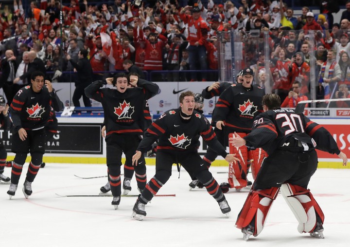 VIDEO: Kamera zachránila Kanadu vo finále MS do 20 rokov!